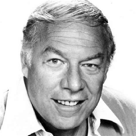 George Kennedy Biography, Age, Height, Wife, Net。